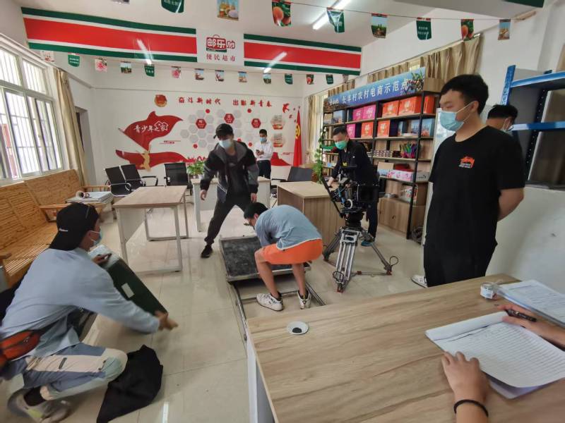 追星女孩心理学分析报告：潜江市广告片拍摄公司揭秘饭圈应援式传播逻辑